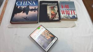 lot 36 image: Book and Software Collection - Journey Into China, Pennsylvania House, Tom Wolfe, Adobe CS2