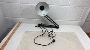 lot 95 image: Adjustable Architect Desk Lamp