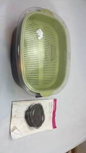 lot 176 image: Microwave Bacon Cooking Tray with Cover