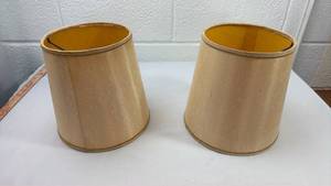 lot 221 image: Drum Style Lamp Shade Set