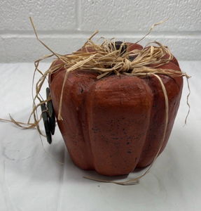 lot 248 image: Decorative Terracotta Pumpkin with Raffia