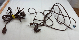 lot 250 image: Brown Electric Extension Power Cords