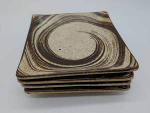 lot 11116 image: Japanese Ceramic Swirl Pattern Bite Plates Set of 4