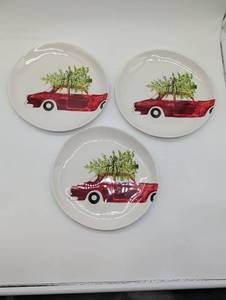 lot 11134 image: Threshold Christmas Truck Melamine Plates - Set of 3