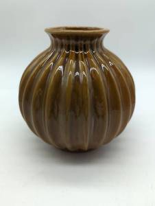 lot 11158 image: Brown Ribbed Glass Vase