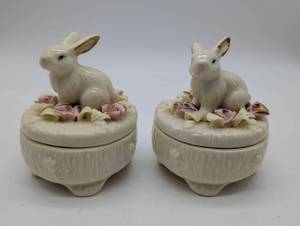 lot 11174 image: Porcelain Bunny Trinket Box with Pink Roses, set of 2