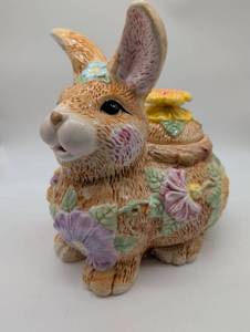 lot 11181 image: Bunny and Tulip Cookie Jar in box
