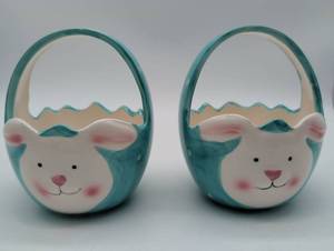 lot 11199 image: Easter Bunny Ceramic Basket