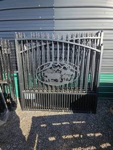 lot 3022826180 image: 14ft Bi-Parting Wrought Iron Driveway Gate with Cattle Design