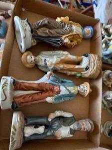 lot 1246 image: Vintage Miscellaneous Figurines--FR