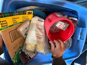 lot 1423 image: Shop & Painting Supplies -- Gar