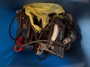 lot 1424 image: Jig Saw, Circular Saw & Electric Drills x2 -- Gar