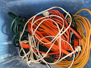 lot 1426 image: Miscellaneous Extension Cords -- Gar