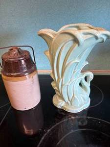 lot 1085 image: McCoy Vase & Stone Jar (no.2)--K