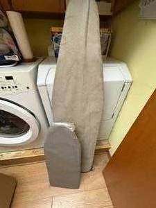 lot 1096 image: Table Top Ironing Board & Folding Ironing Boards (Ironing Boards Only)--LRY