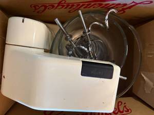 lot 1120 image: Sunbeam Mixer Beaters & Bowls--LR