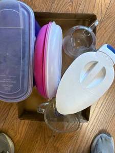 lot 1123 image: Pitchers (Plastic & Glass) & Plastic Bowl w Lid--LR