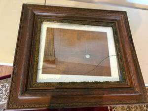 lot 1140 image: Wood Wall Picture Frame (26 x 30 exterior measurements)--LR
