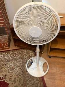 lot 1160 image: Oscillating Fan on Stand--LR