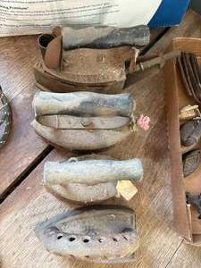 lot 1373 image: Antique Irons x4--Gar