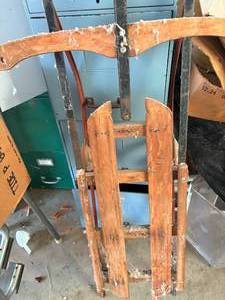 lot 1377 image: Vintage Sled--Gar
