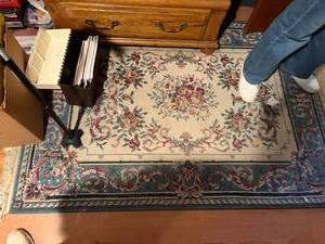 lot 1183 image: Blue & Pink Area Rug 46 x 65--NBRM
