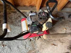 lot 1330 image: Honda GX25 4-Stroke Tiller--Shed