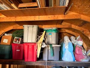 lot 1334 image: Loft of Holiday Decoration Contents in BarnShed