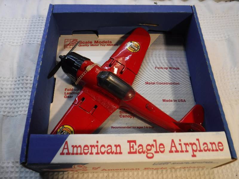 lot 1008 image: American Eagle Airplane Scale Models  Indian Motorcycles