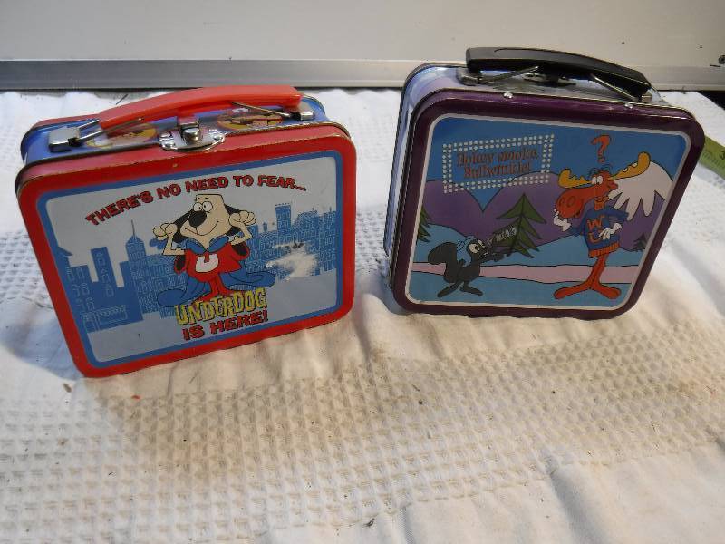 lot 2025 image: pair of lunch boxes