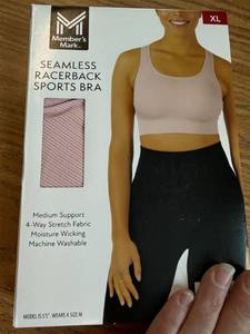lot 839 image: MEMBERS MARK SEAMLESS RACERBACK SPORTS BRA Size XL