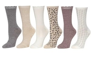 lot 845 image: Cuddle duds crew socks, six pair size 4 to 10
