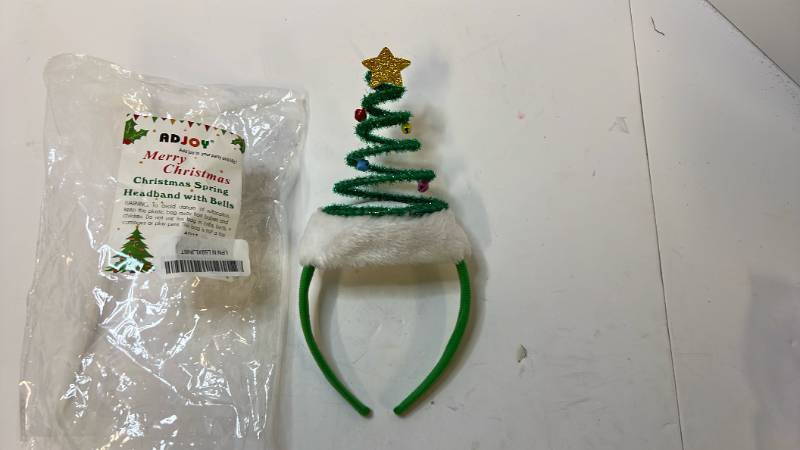 lot 168188 image: Christmas Tree Spring Headband with Bells - Retail $8