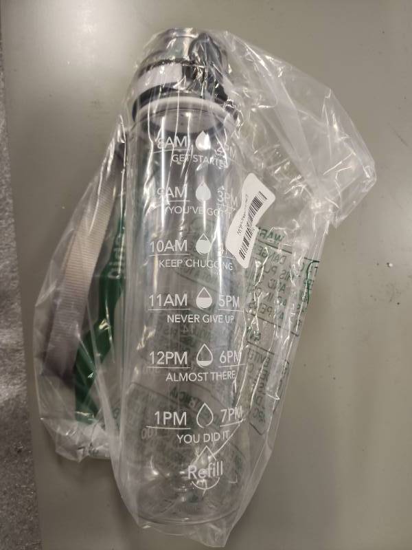 lot 169484 image: Clear Water Bottle 32oz 8am-7pm Water Intake  - Retail $15