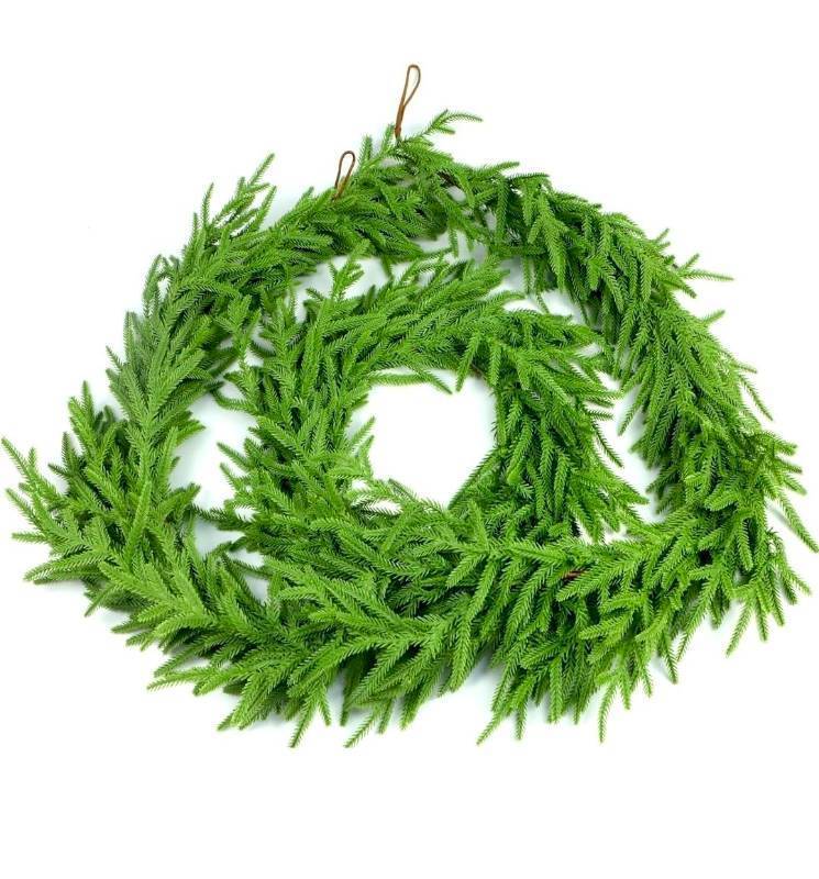 lot 169649 image: Christmas Pine Garland 15ft - Retail $19