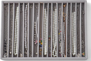 lot 68508 image: Jewelry Organizer  - Retail $15