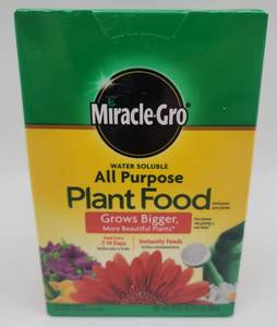 lot 69239 image: Miracle-Gro All Purpose Plant Food, 2-Pack - Retail $5