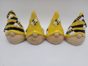 Bumble Bee Garden Gnome Set Of 4 - Retail: $45