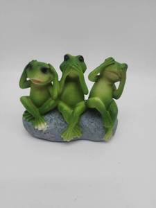 lot 69291 image: Three Wise Frogs Decorative Figurine - Retail $25