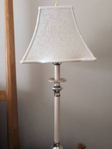 lot 2513 image: Set of 2 32 inch tall White Table Lamps with Embroidered Shades