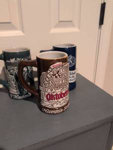 lot 2519 image: Hamms Beer Holiday Steins Collection