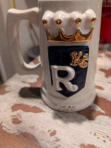 lot 2530 image: Royals 1980 beer stein