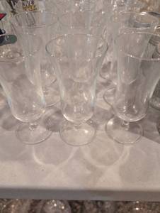 lot 2546 image: Traditional Crystal Clear Pilsner Glass Set of 11