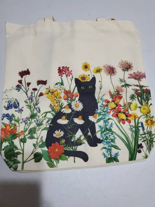 lot 15250 image: Black Cat Floral Garden Canvas Tote Bag - Retail $15