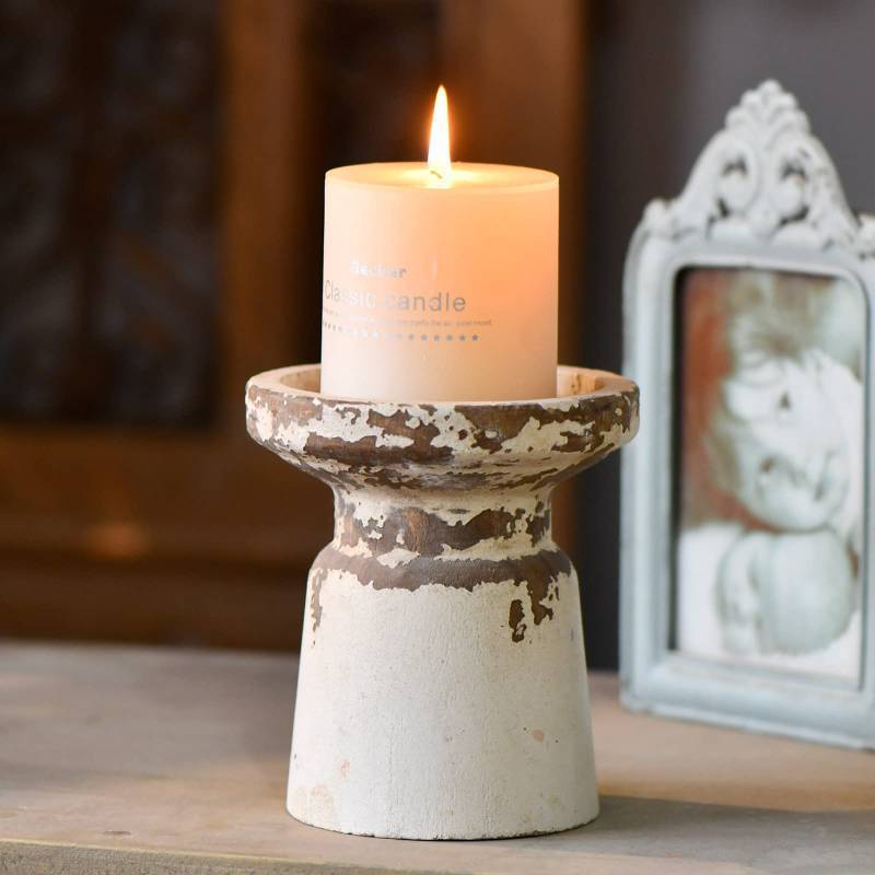 lot 44130 image: Rustic Wood Candle Holders Pillar, Distressed White Candle Holder, Wooden Candlestick Farmhouse Candle Holders Vintage Pillar Candle Holder for Dining Table Centerpiece, Shabby Chic Decor - Retail $20