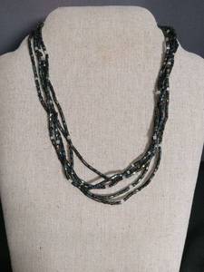 lot 1285 image: Multi-Strand Glass Bead Necklace