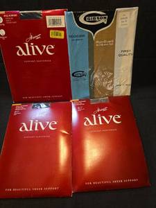 lot 1570 image: Hanes Alive Support Pantyhose Collection
