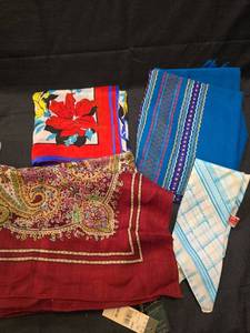 lot 1582 image: Designer Scarf Collection