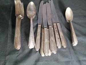 lot 2225 image: Silver-plated Flatware Set with Floral Pattern