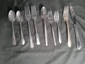lot 2228 image: Mixed Pattern Silver Plated Flatware Set
